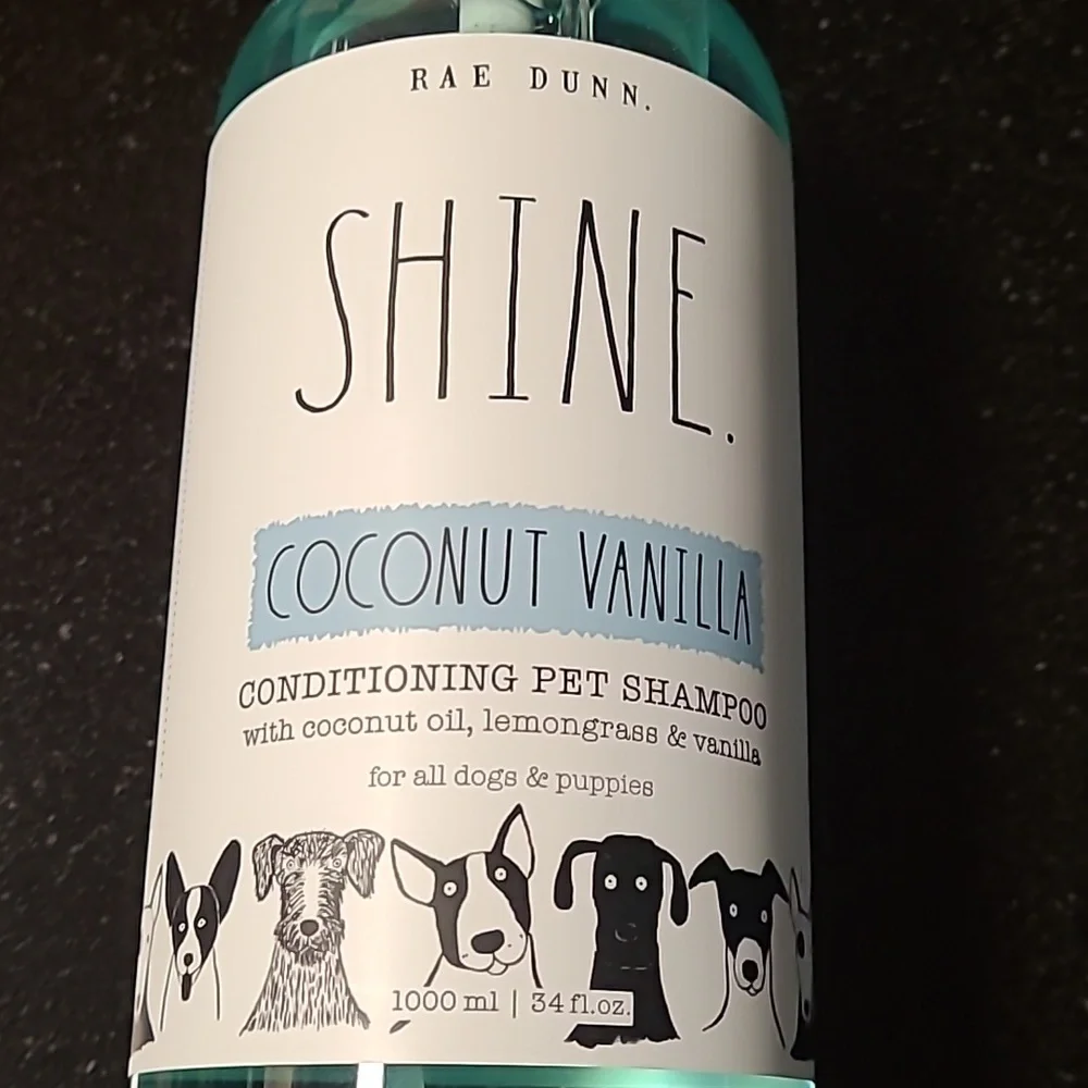 Rae Dunn Conditioning Pet Shampoo